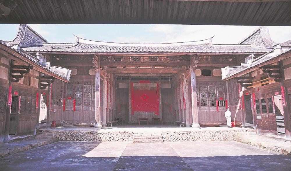 永泰九斗庄门窗：建筑之眼成教化