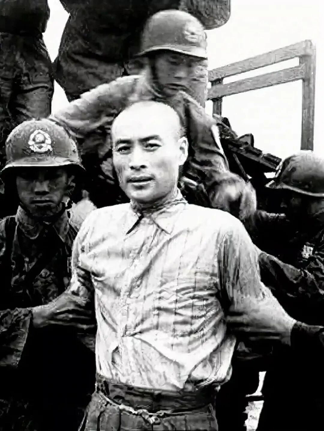 1762335081733056.jpg 1762335081733056.jpg