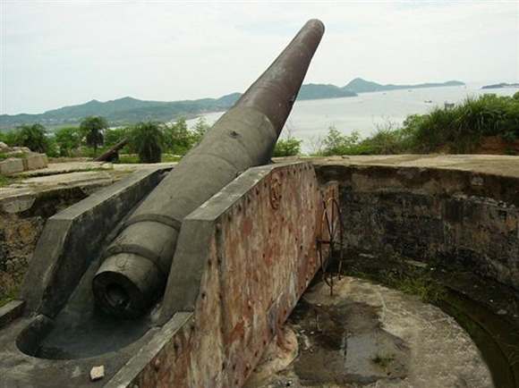 现光炮台.jpg