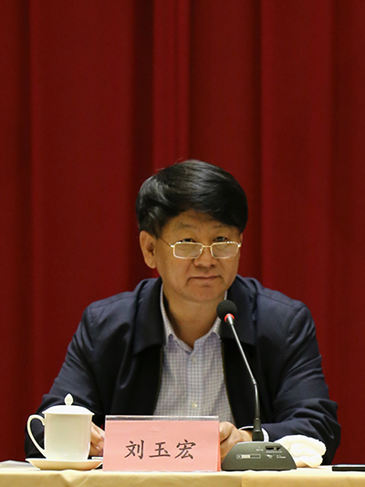 刘玉宏IE.jpg