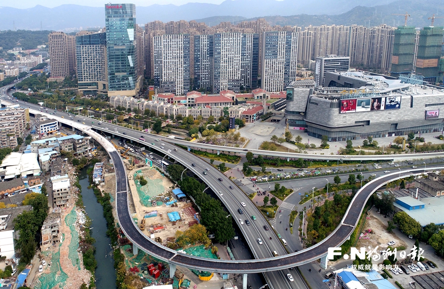 岳峰高架左转至化工路匝道明日通车　二环主路至机场实现无红绿灯通行