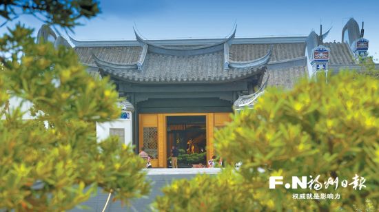 小镇部分建筑已完工。