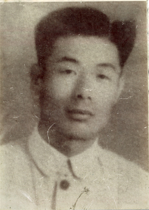 杨挺英.jpg