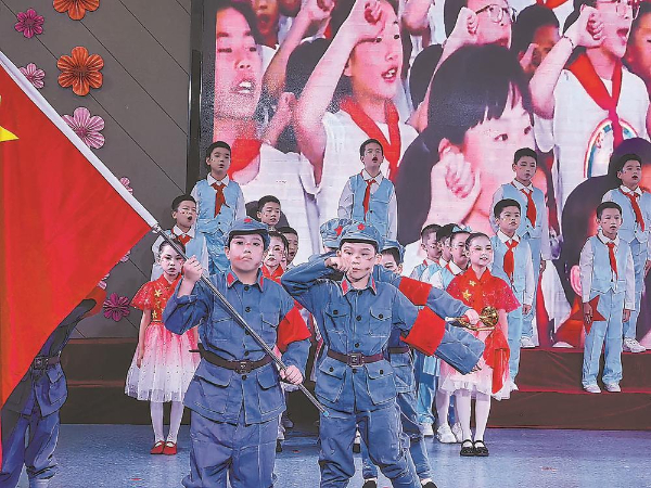 福州市仓山区2026年度“中华魂”“新时代好少年”——“弘扬长征精神”朗诵演讲展示活动在福州市江南水都小学举行