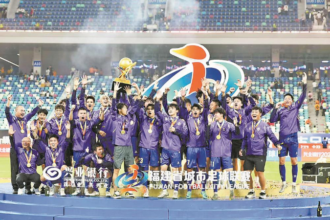 灿烂星空，谁是真的英雄